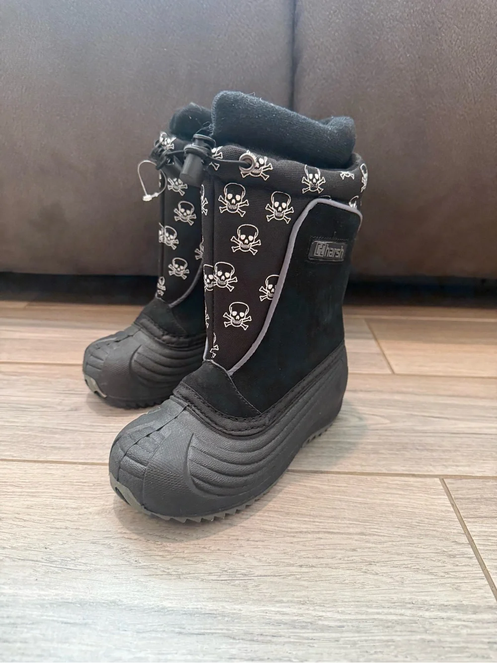 Kids Black Winter Boots with Skull Print